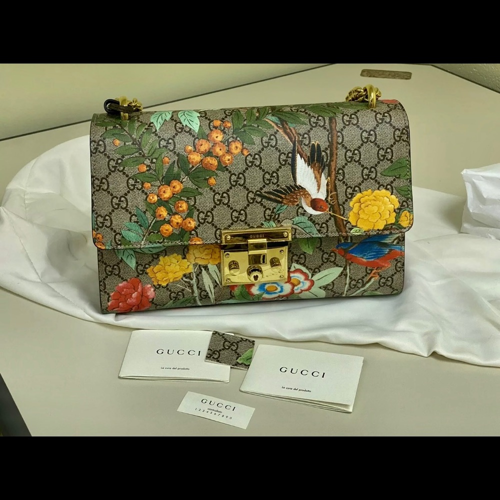 Gucci Supreme Tian padlock Large bag $2.4k - Picture 3 of 9